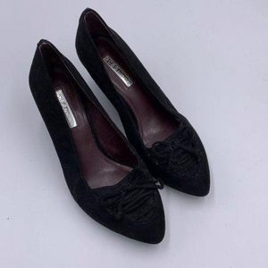 BCBGeneration Black Wedge Pumps‎